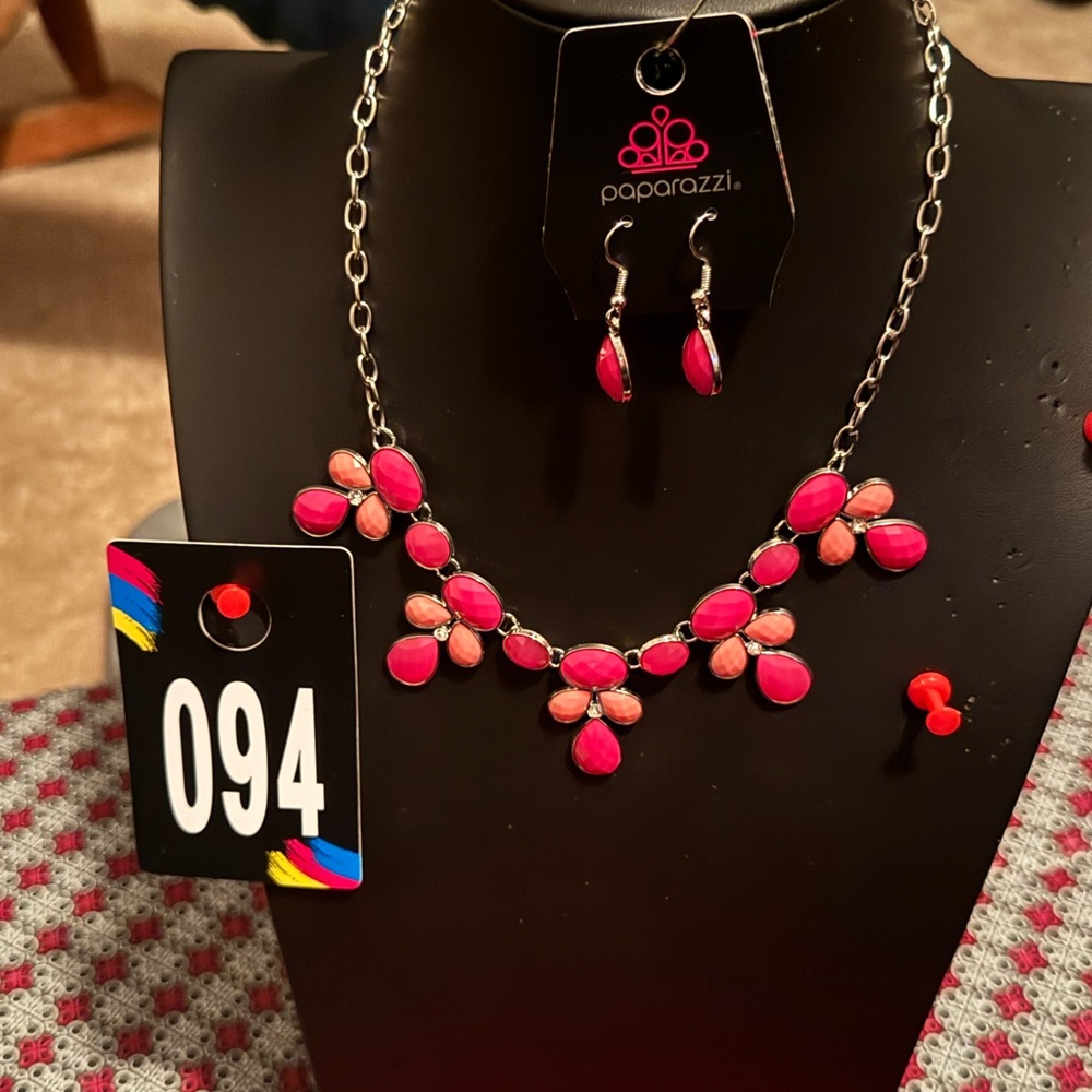 Paparazzi Necklace Sets & Earrings $5 HUGE SELECTION for men & women